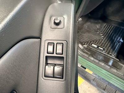 2023 Nissan Frontier SV V6 4x4 w/ Tech & Convenience Pkg