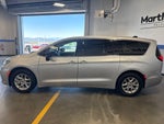 2024 Chrysler Pacifica Touring L w/ Adaptive Cruise