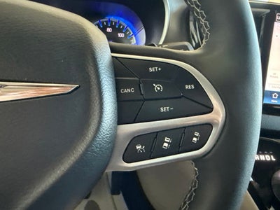 2024 Chrysler Pacifica Touring L 27L w/ Adaptive Cruise