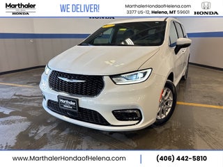 2023 Chrysler Pacifica Touring w/ Adaptive Cruise