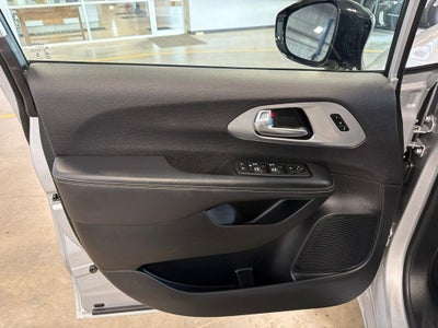 2026 Chrysler Pacifica Limited S Appearance Pkg