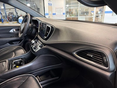 2026 Chrysler Pacifica Limited S Appearance Pkg