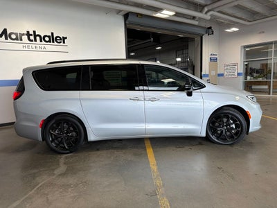 2026 Chrysler Pacifica Limited S Appearance Pkg