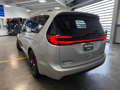 2026 Chrysler Pacifica Limited S Appearance Pkg
