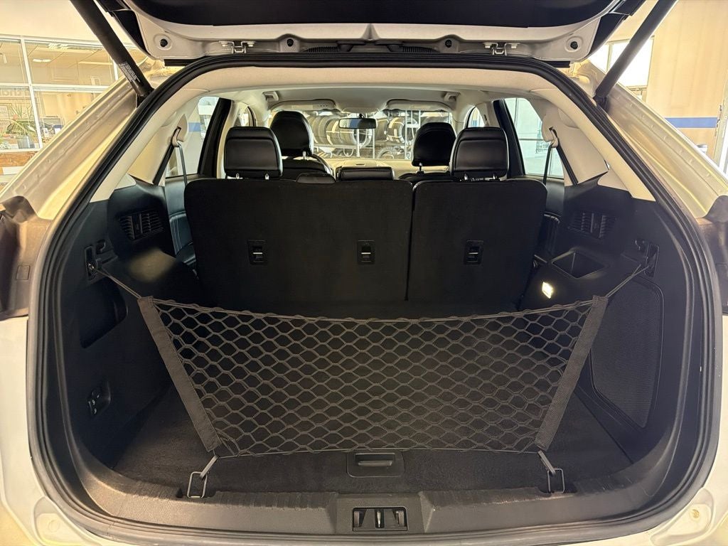 2017 Ford Edge Sport w/ Technology Pkg