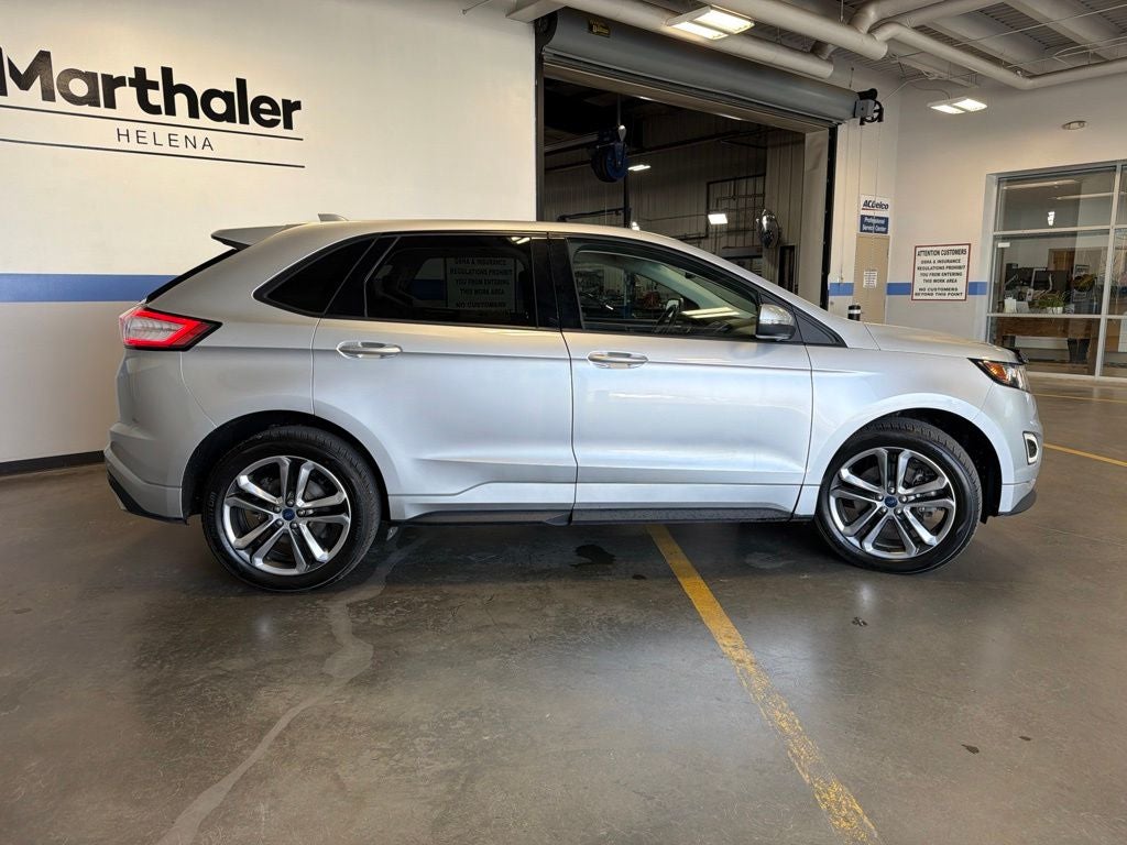 2017 Ford Edge Sport w/ Technology Pkg
