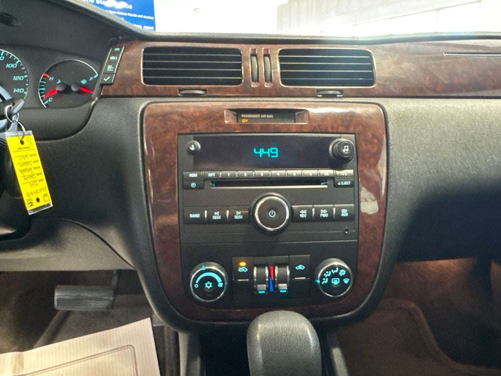 2011 Chevrolet Impala LT 2FL