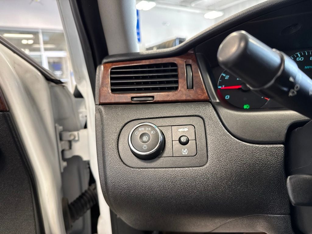 2011 Chevrolet Impala LT 2FL