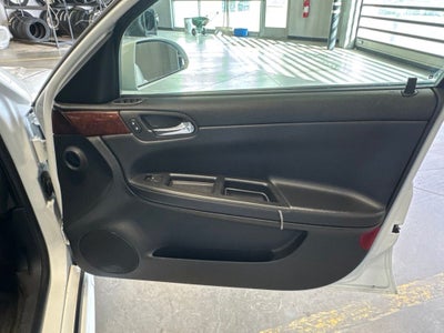 2011 Chevrolet Impala LT 2FL