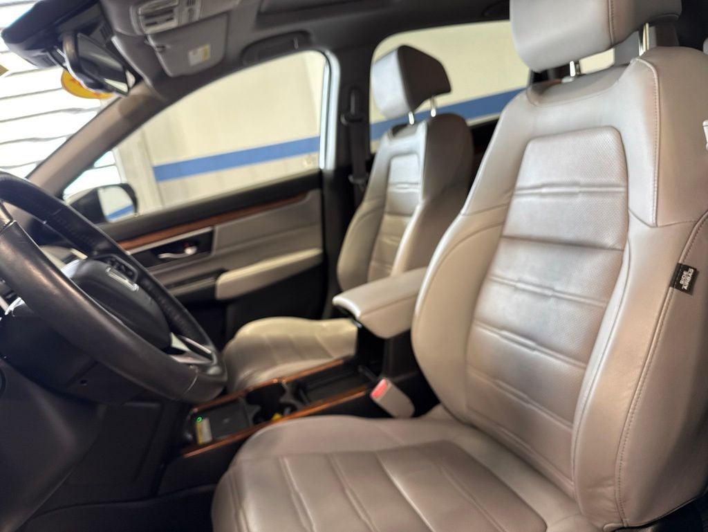 2021 Honda CR-V Touring w/ Nav