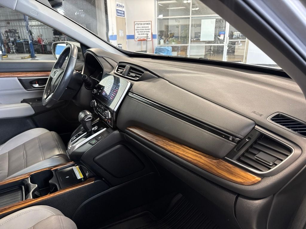 2021 Honda CR-V Touring w/ Nav