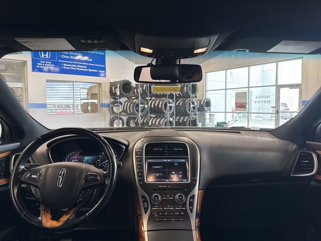 2016 Lincoln MKX Select w/ Nav, Revel Audio & Pano Roof