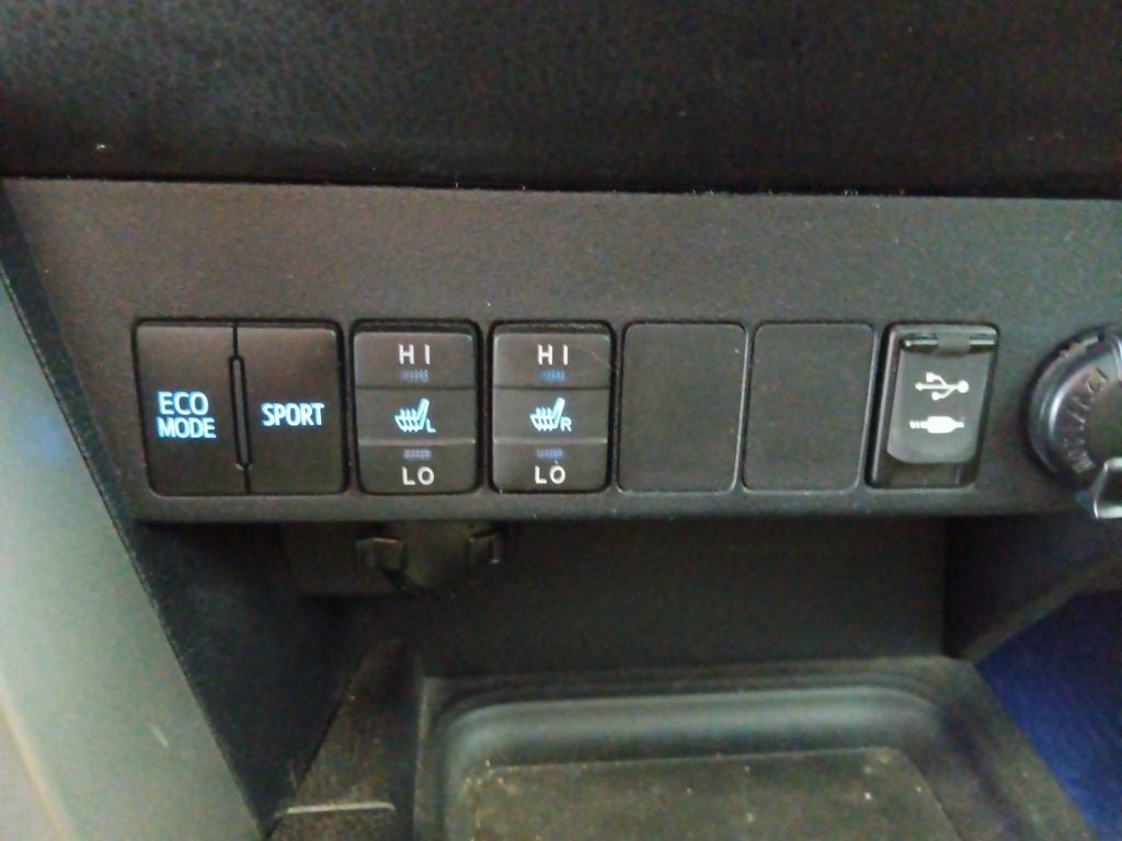 2017 Toyota RAV4 Platinum AWD w/ Nav
