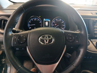 2017 Toyota RAV4 Platinum AWD w/ Nav