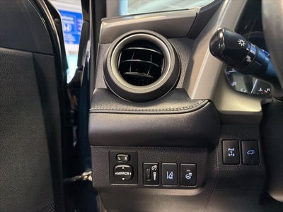 2017 Toyota RAV4 Platinum AWD w/ Nav