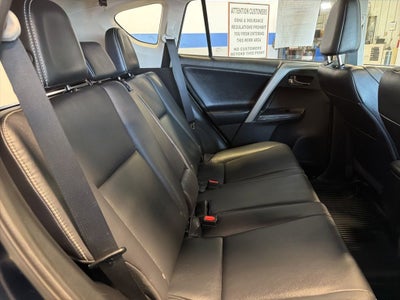 2017 Toyota RAV4 Platinum AWD w/ Nav