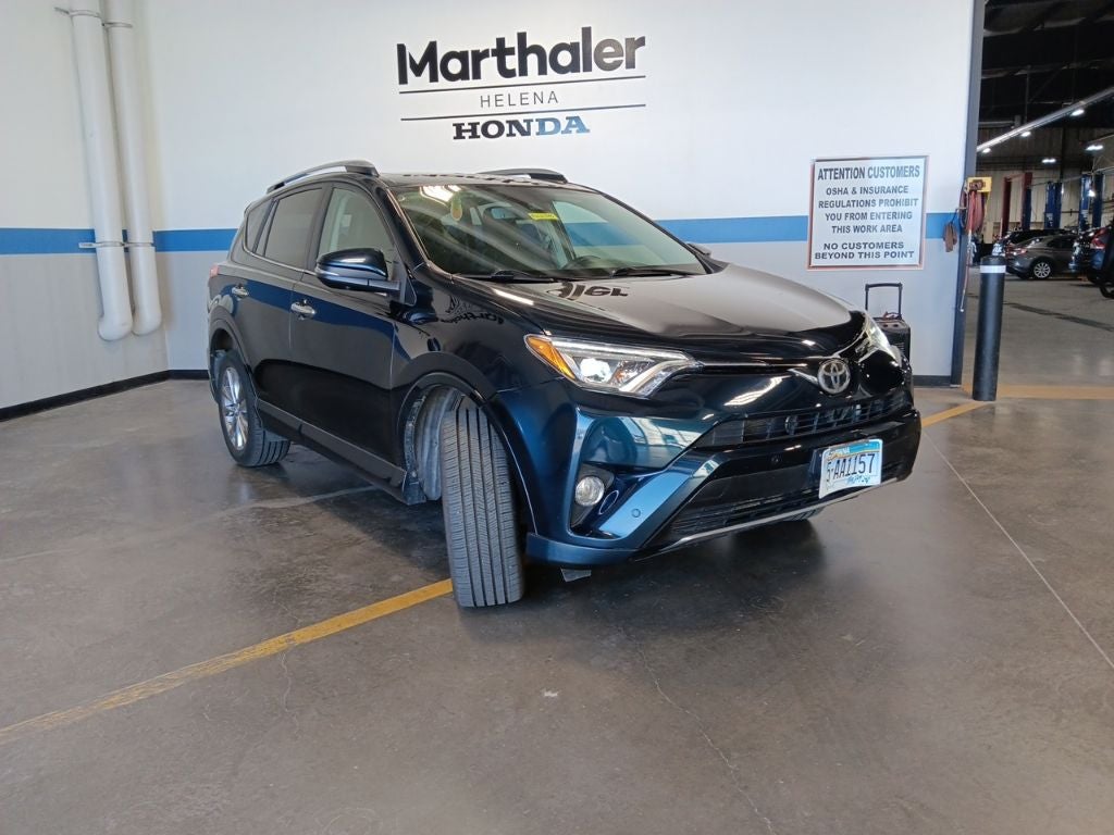2017 Toyota RAV4 Platinum AWD w/ Nav