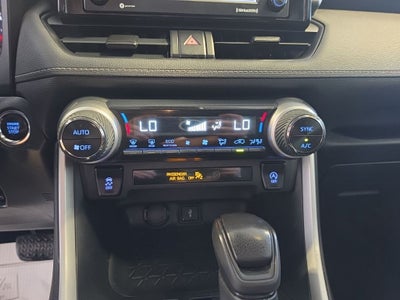 2021 Toyota RAV4 XLE AWD