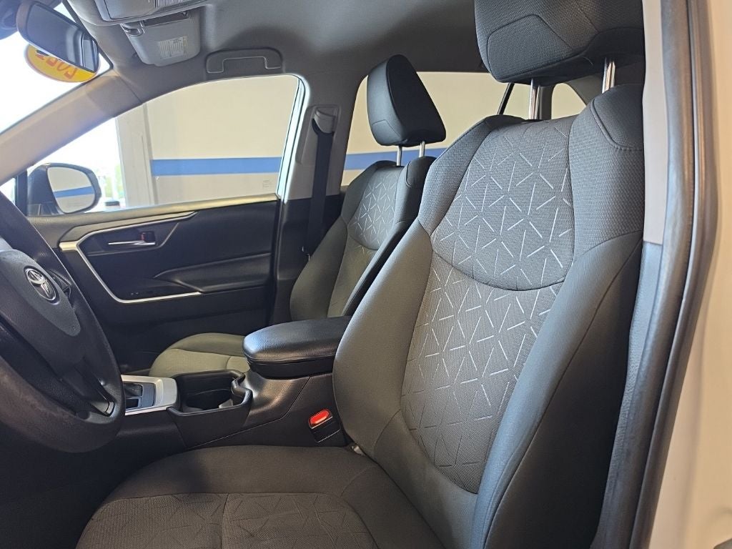 2021 Toyota RAV4 XLE AWD