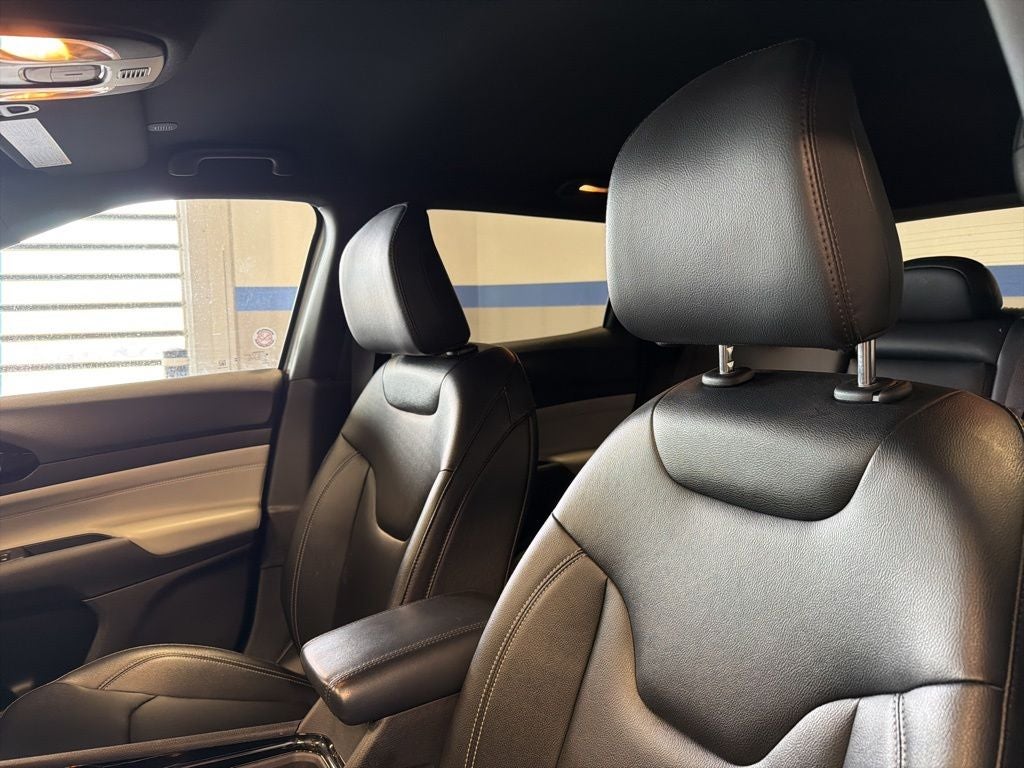 2025 Jeep Compass Limited 4x4 w/ Adaptive Cruise