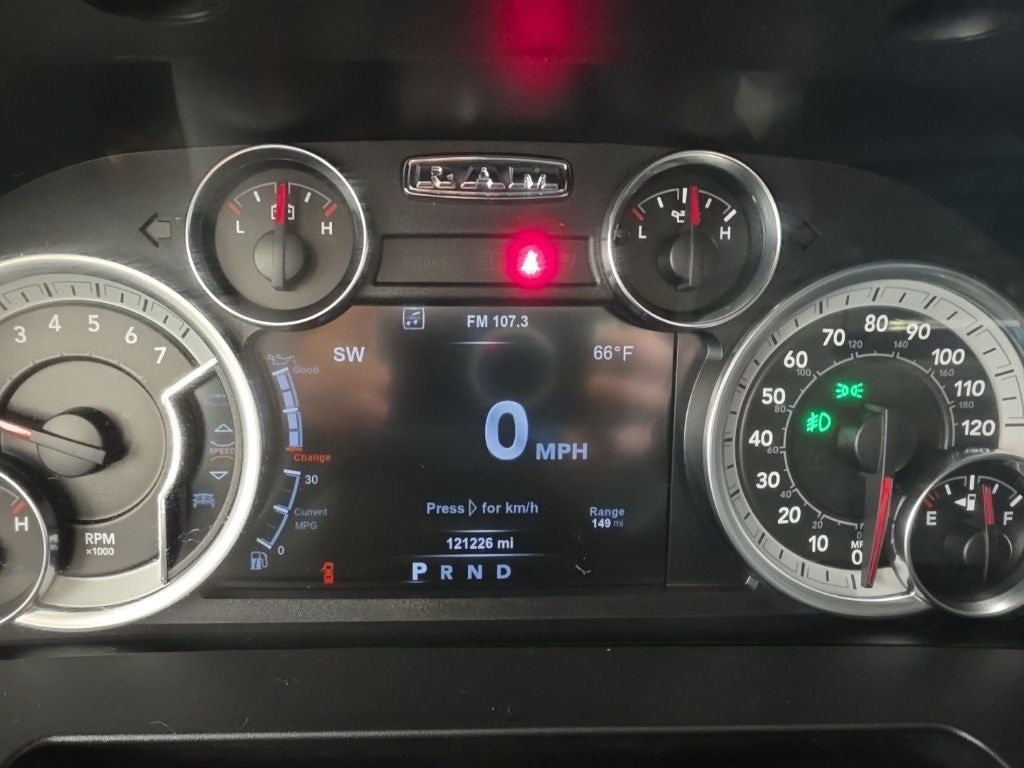2017 RAM 1500 Big Horn 26S 5.7 HEMI