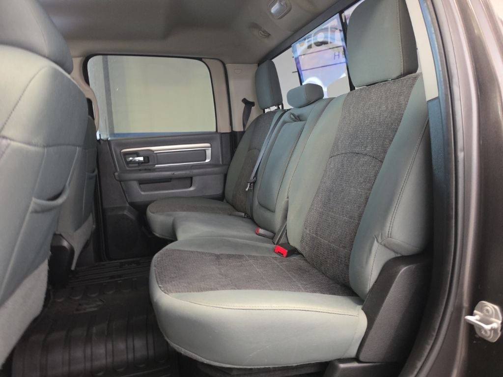 2017 RAM 1500 Big Horn 26S 5.7 HEMI