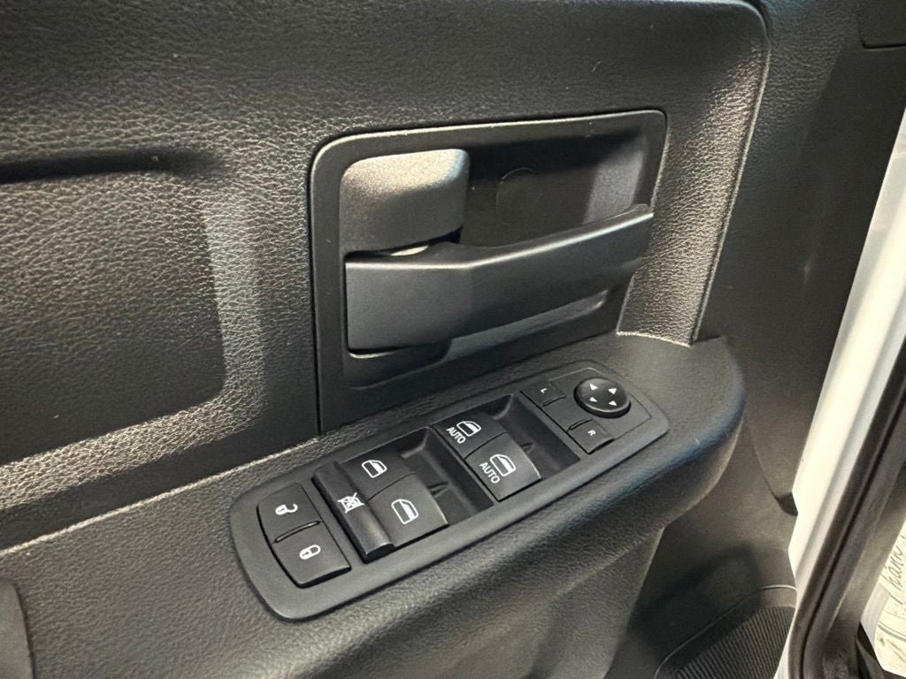 2020 RAM 2500 Tradesman 6.4 GAS Level 2 Equip Grp
