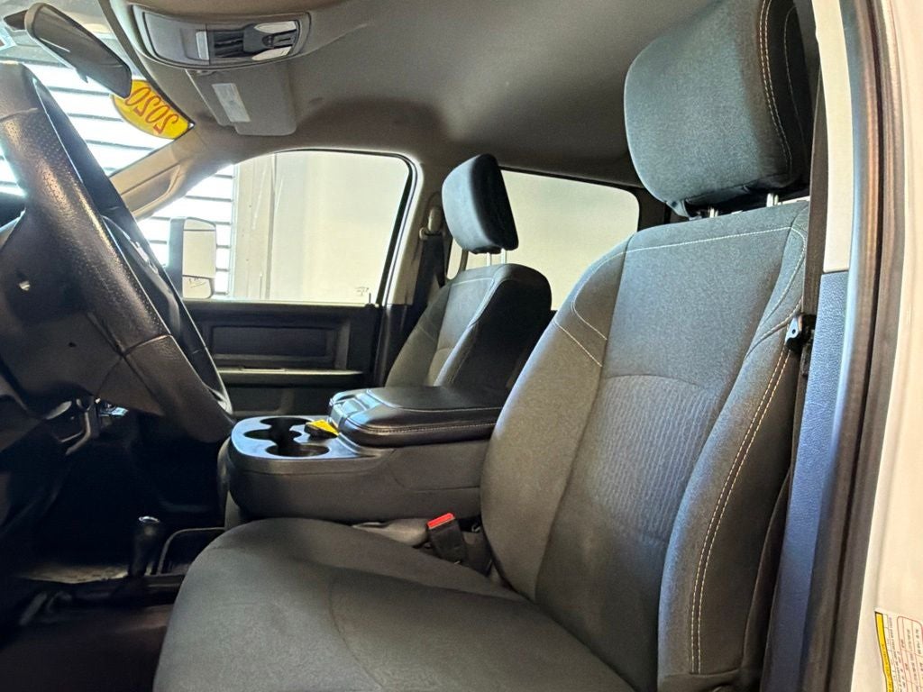 2020 RAM 2500 Tradesman 6.4 GAS Level 2 Equip Grp