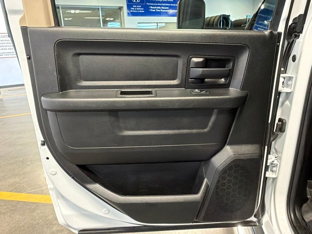 2020 RAM 2500 Tradesman 6.4 GAS Level 2 Equip Grp