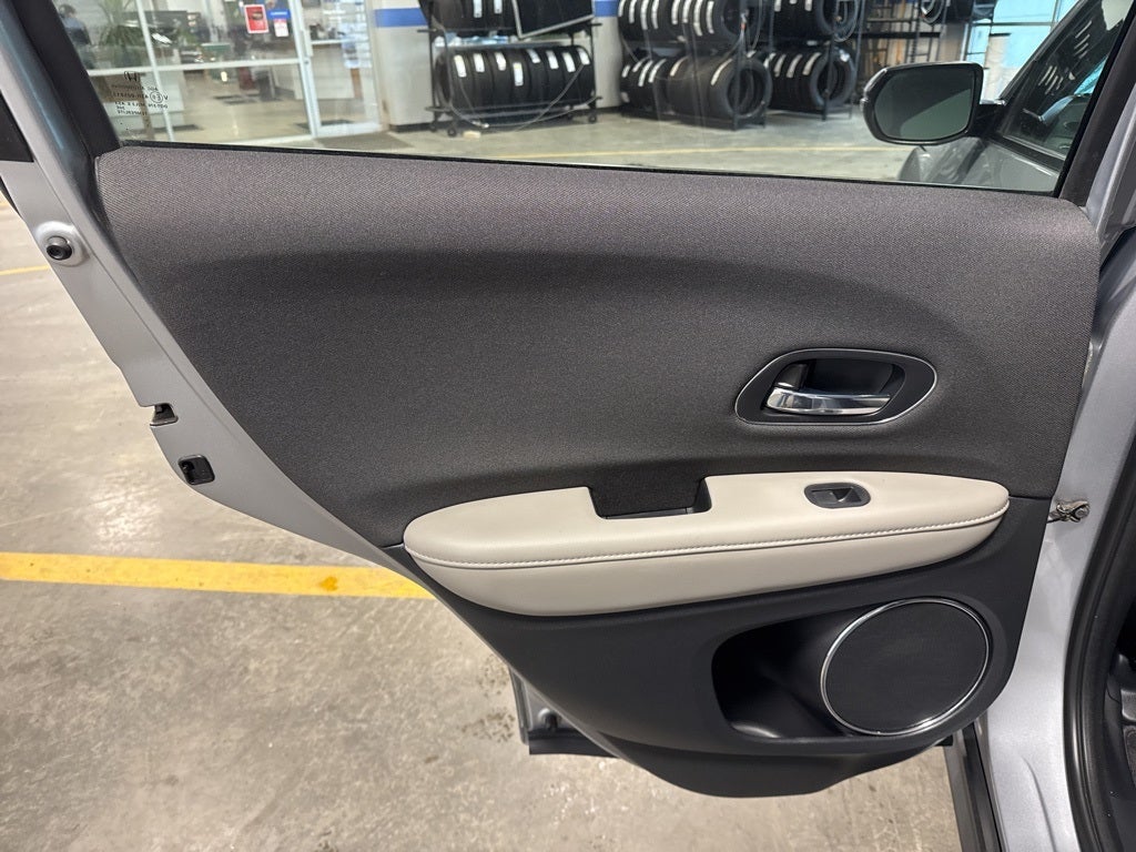 2022 Honda HR-V EX w/ moonroof