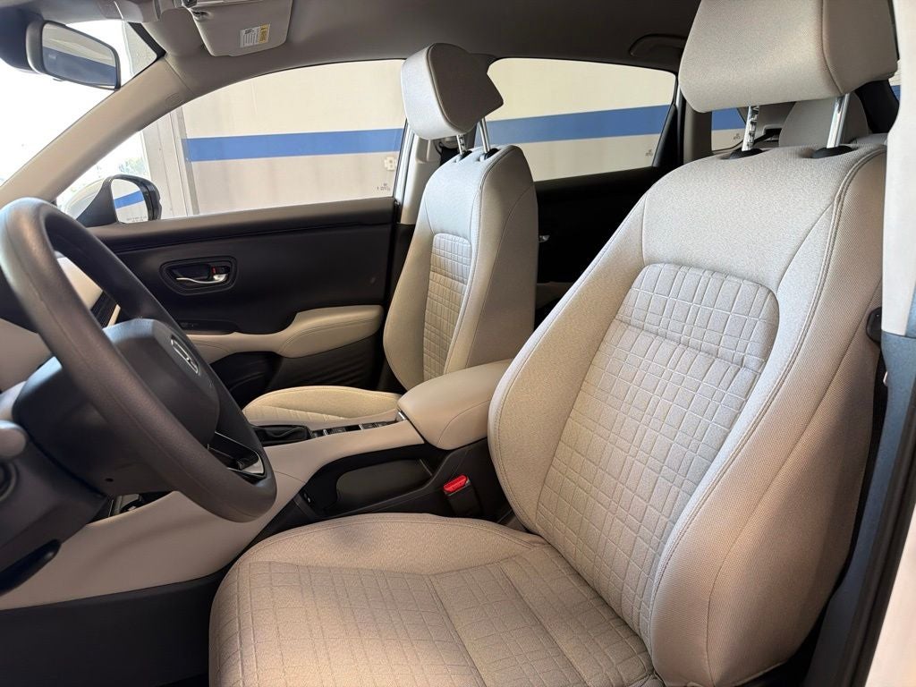 2027 Honda HR-V LX AWD