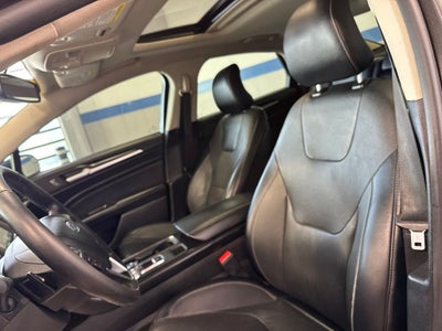 2018 Ford Fusion Titanium AWD w/ Moonroof