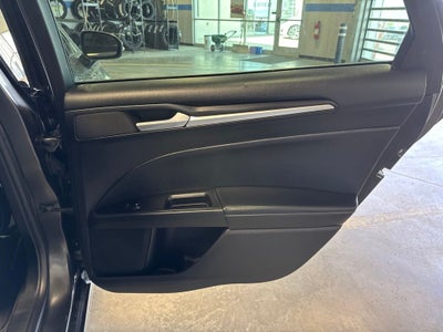 2018 Ford Fusion Titanium AWD w/ Moonroof