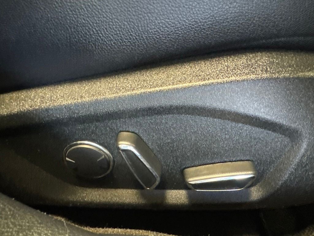 2018 Ford Fusion Titanium AWD w/ Moonroof
