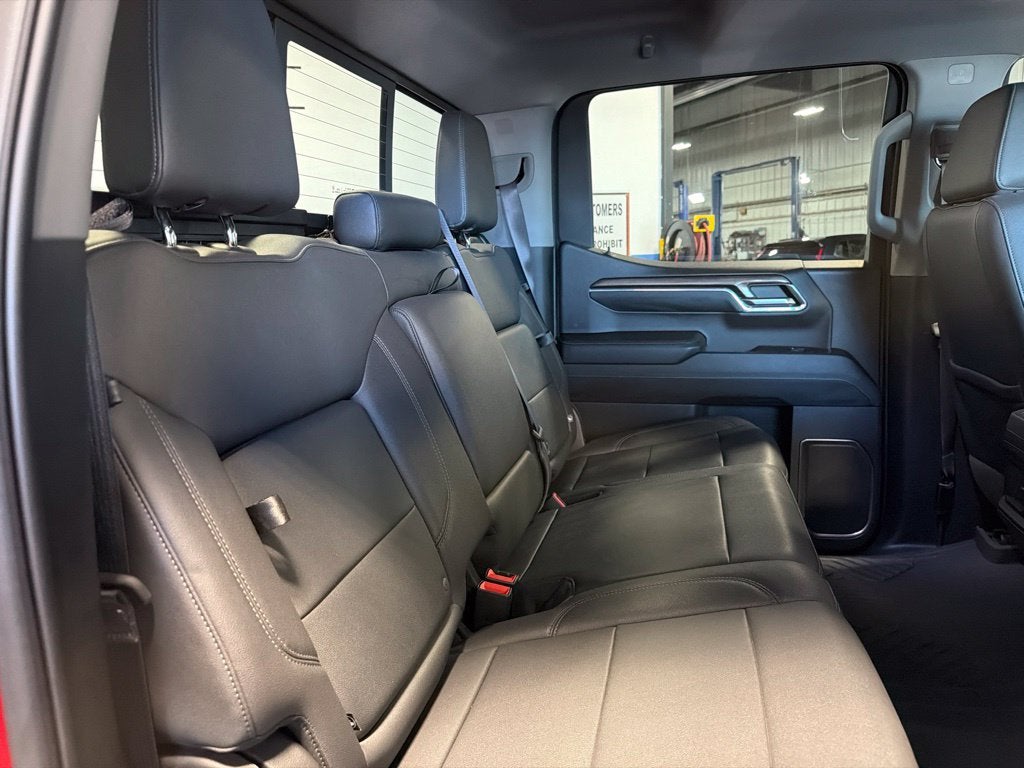 2023 Chevrolet Silverado 1500 LT Trail Boss 6.2 Premium Pkg w/ Adaptive Cruise