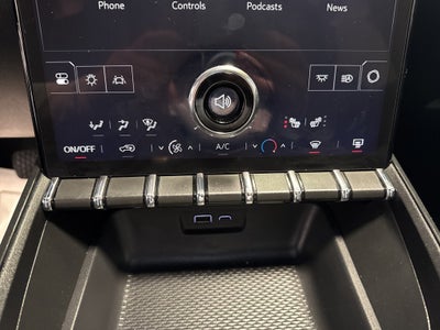 2025 GMC Terrain Elevation 3SB Preferred w/ Driver Convenience Pkg