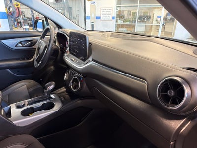 2025 Chevrolet Blazer LT 2LT w/ Convenience & Driver Confidence