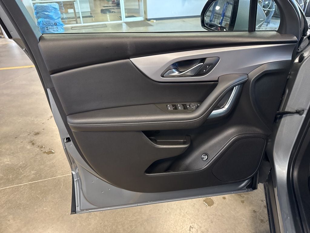 2025 Chevrolet Blazer LT 2LT w/ ZL3 Convenience Pkg & Driver Confidence