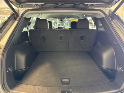 2025 Chevrolet Blazer LT 2LT w/ ZL3 Convenience Pkg & Driver Confidence