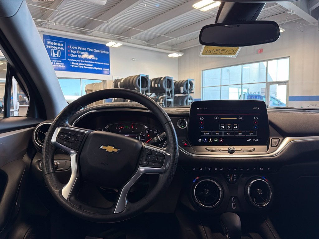 2025 Chevrolet Blazer LT 2LT w/ Convenience & Driver Confidence