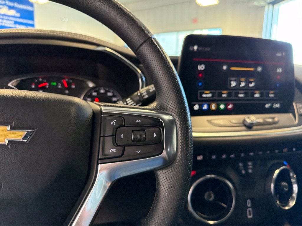 2025 Chevrolet Blazer LT 2LT w/ Convenience & Driver Confidence
