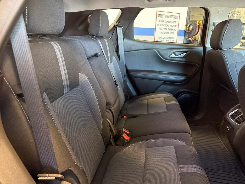 2025 Chevrolet Blazer LT 2LT w/ Convenience & Driver Confidence