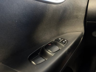 2014 Nissan Sentra SR w/ Drivers Pkg