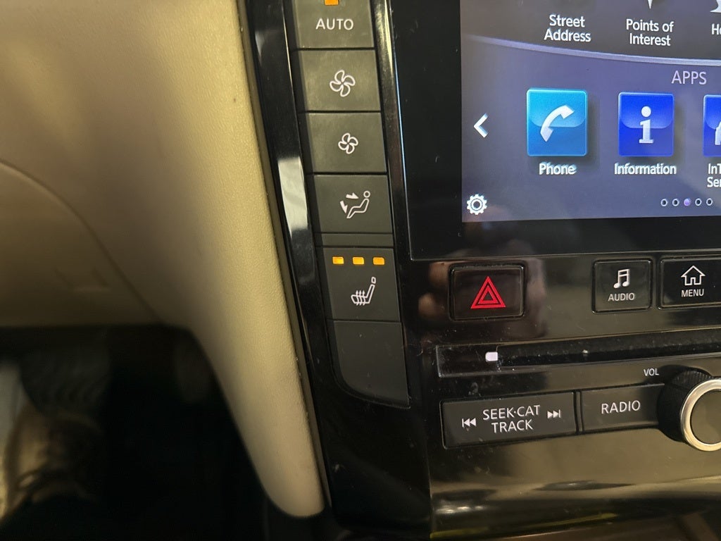 2019 INFINITI QX50 LUXE w/ Nav Pkg