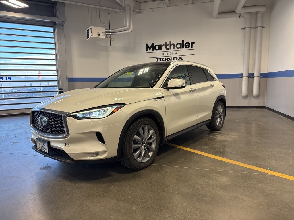 2019 INFINITI QX50 LUXE w/ Nav Pkg