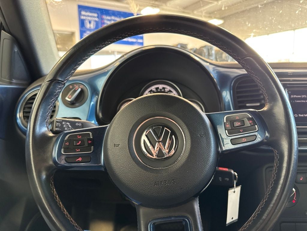2017 Volkswagen Beetle 1.8T S w/ Nav