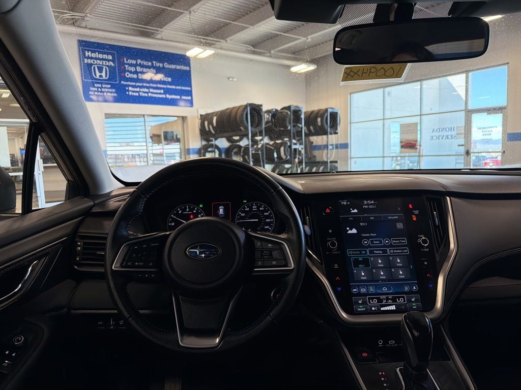 2025 Subaru Outback Premium w/ Nav, Pano Roof & Adaptive Cruise
