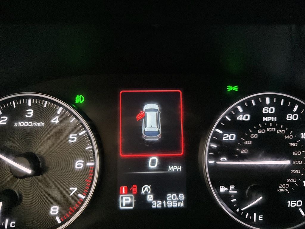 2025 Subaru Outback Premium w/ Nav, Pano Roof & Adaptive Cruise