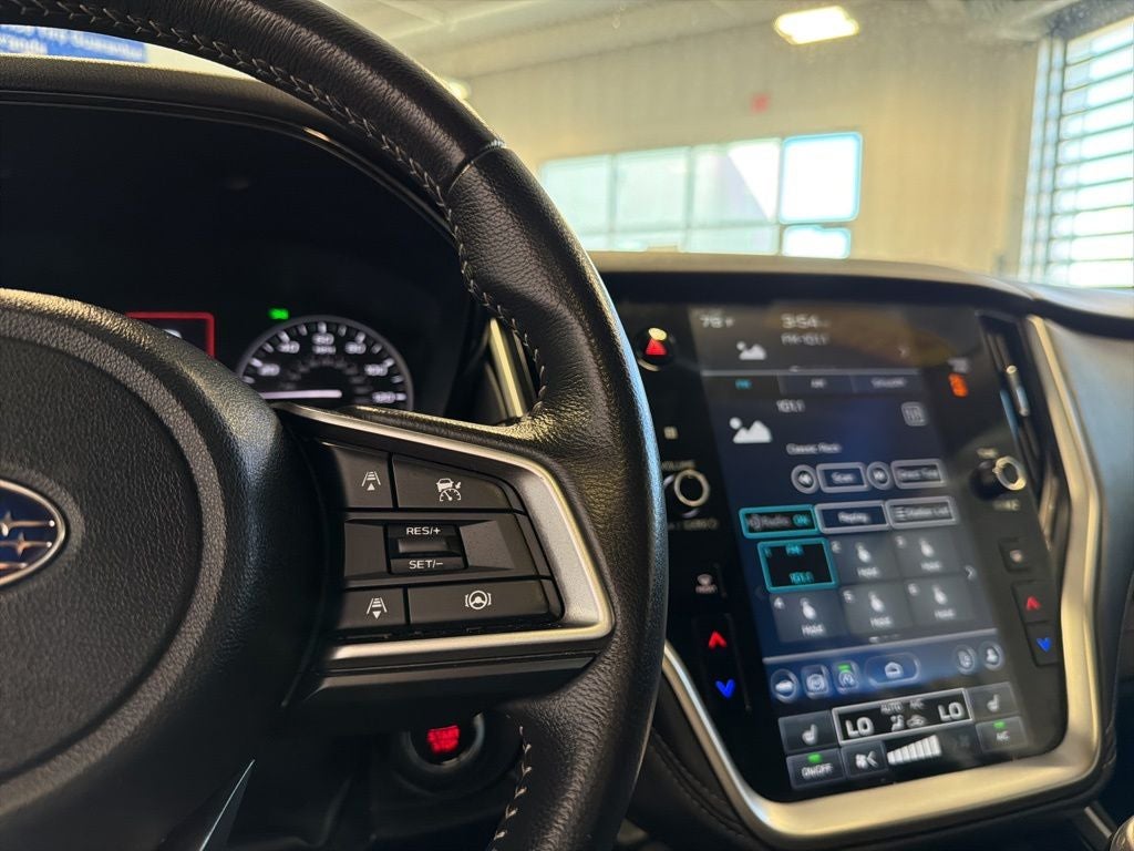 2025 Subaru Outback Premium w/ Nav, Pano Roof & Adaptive Cruise