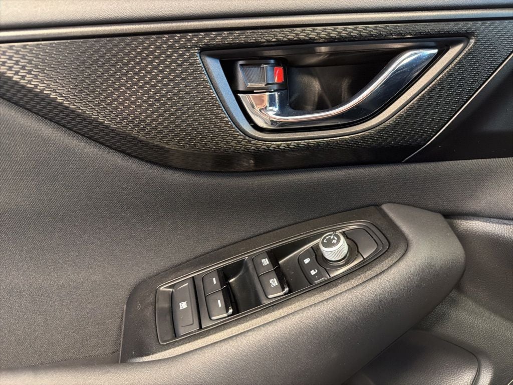 2025 Subaru Outback Premium w/ Nav, Pano Roof & Adaptive Cruise